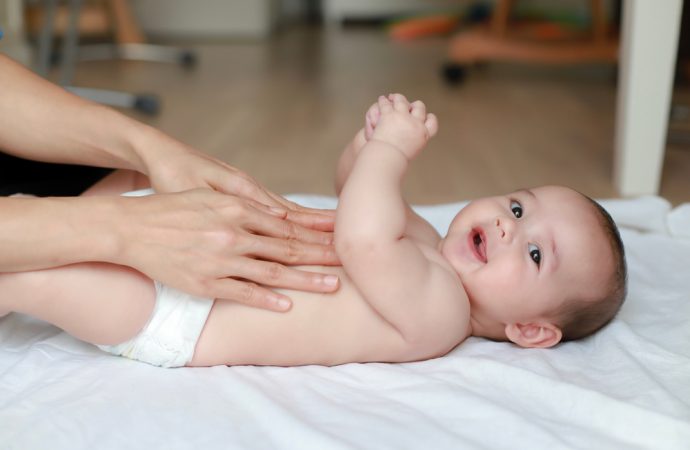 Cum functioneaza un scutec Pampers?
