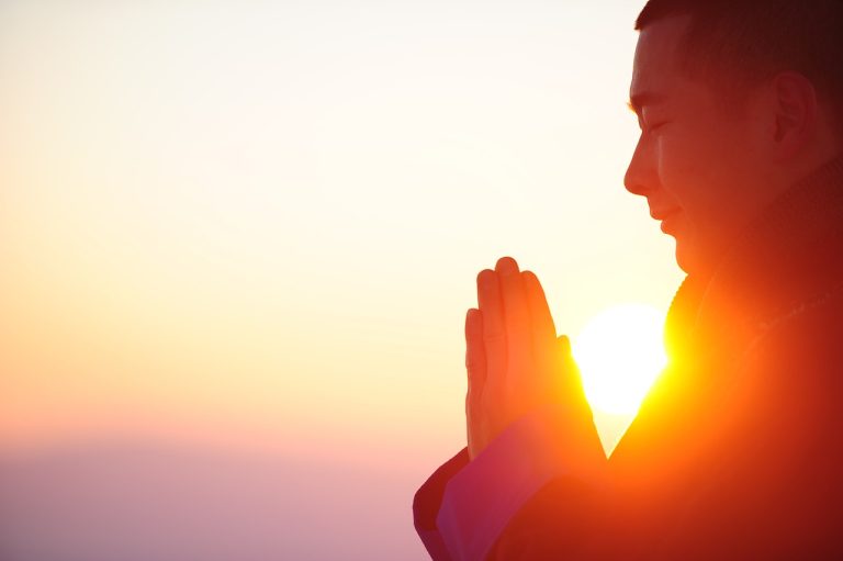 exercitii yoga pentru respiratie